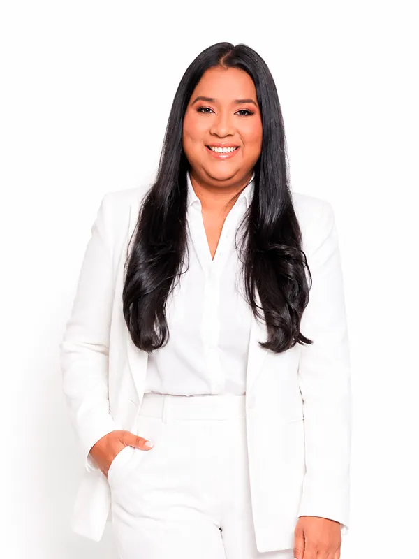 Dayana Muñoz, encargada de reclamos en DC Seguros Panamá